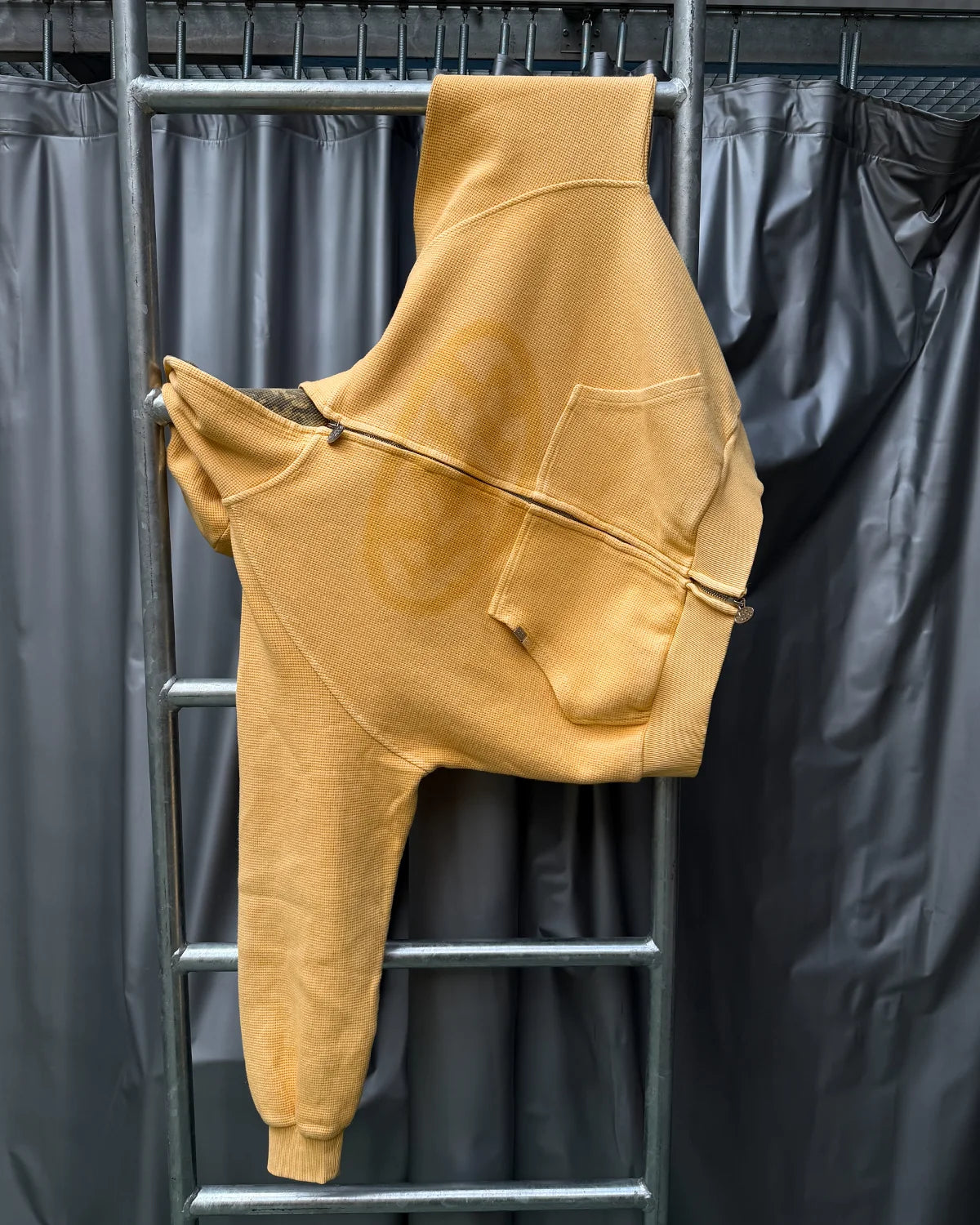 MHSTR WAFFLE ZIP HOODIE